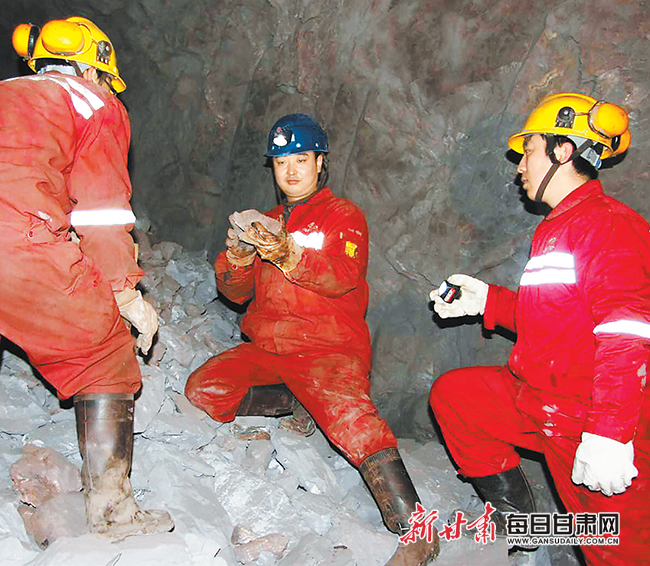 【代表委員履職故事】謝生瑞代表:立足本職謀良策作貢獻(xiàn)